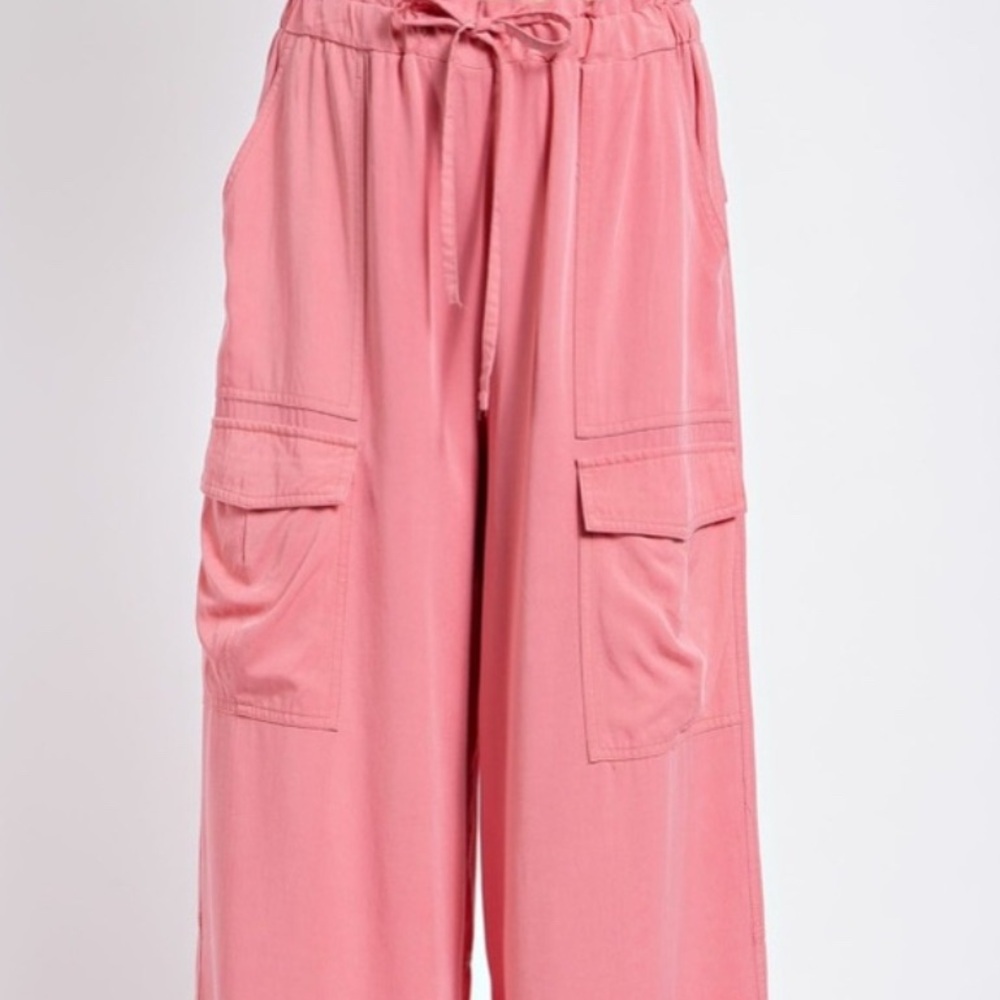 Easel pants